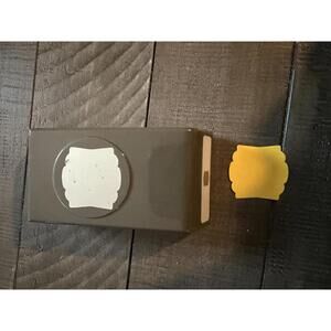 Stampin’ Up Artisan Label Shape Punch